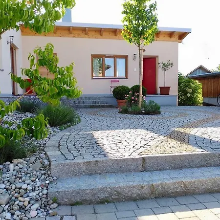 Bioappartement Mit Garten, Waldnaehe, Blick Ins Inntal 100m Simbach am Inn